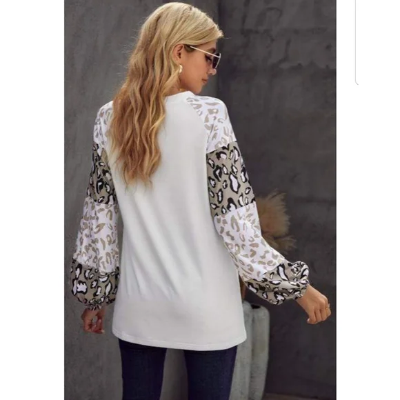 Leopard print Top off white and tan taupe 1 Large left Brand new boutique - Picture 4 of 11